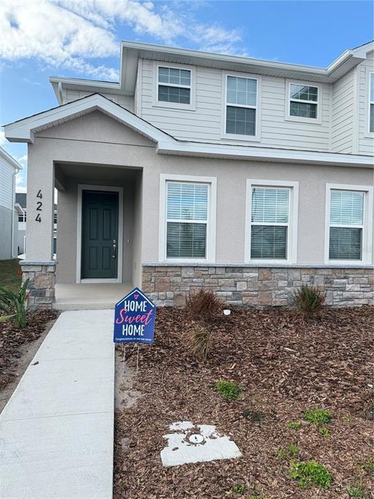 Vendido Recientemente: $358,360 (3 camas, 2 baños, 1923 Pies cuadrados)