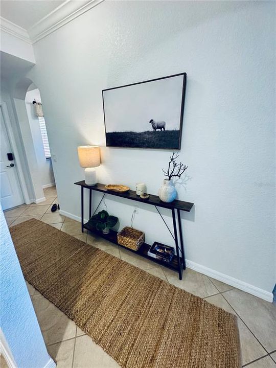 For Rent: $2,750 (2 beds, 2 baths, 1121 Square Feet)