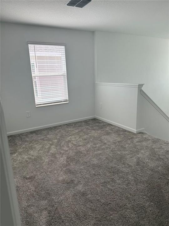 For Rent: $2,100 (4 beds, 2 baths, 1900 Square Feet)