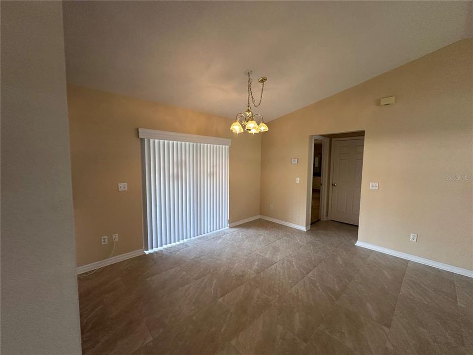 For Sale: $314,500 (3 beds, 2 baths, 1342 Square Feet)