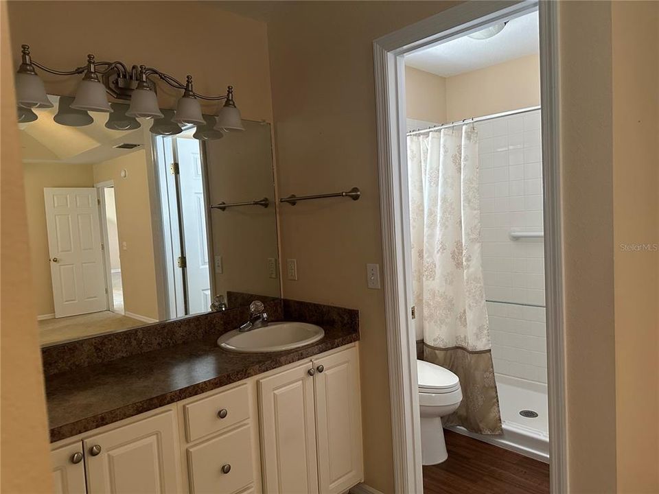 For Sale: $314,500 (3 beds, 2 baths, 1342 Square Feet)