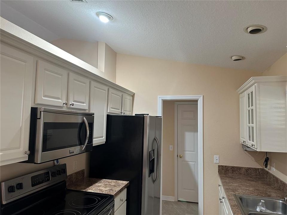 For Sale: $314,500 (3 beds, 2 baths, 1342 Square Feet)