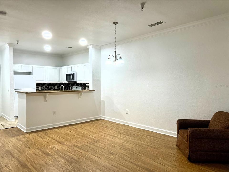 For Rent: $1,900 (2 beds, 2 baths, 1134 Square Feet)