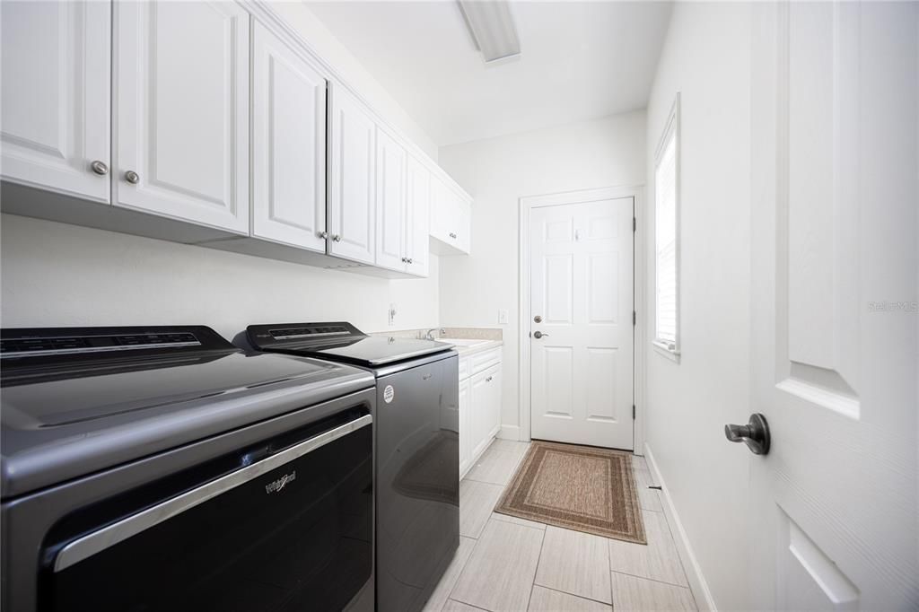 Laundry/Mud Room