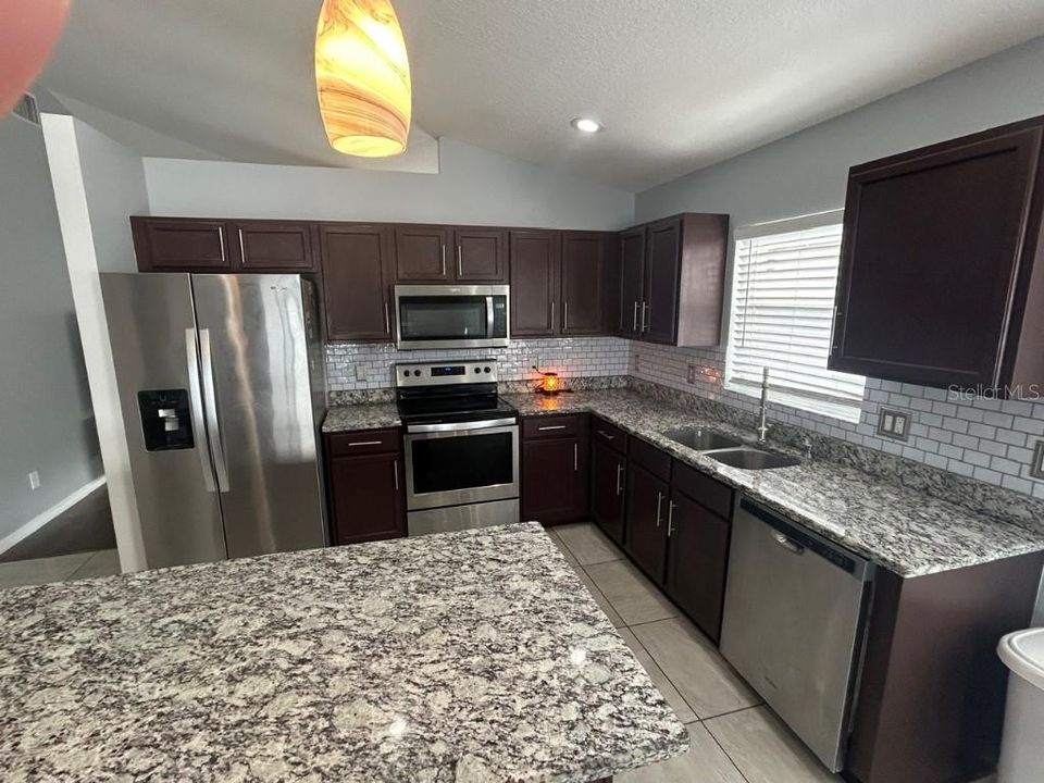 For Sale: $439,900 (4 beds, 2 baths, 1990 Square Feet)