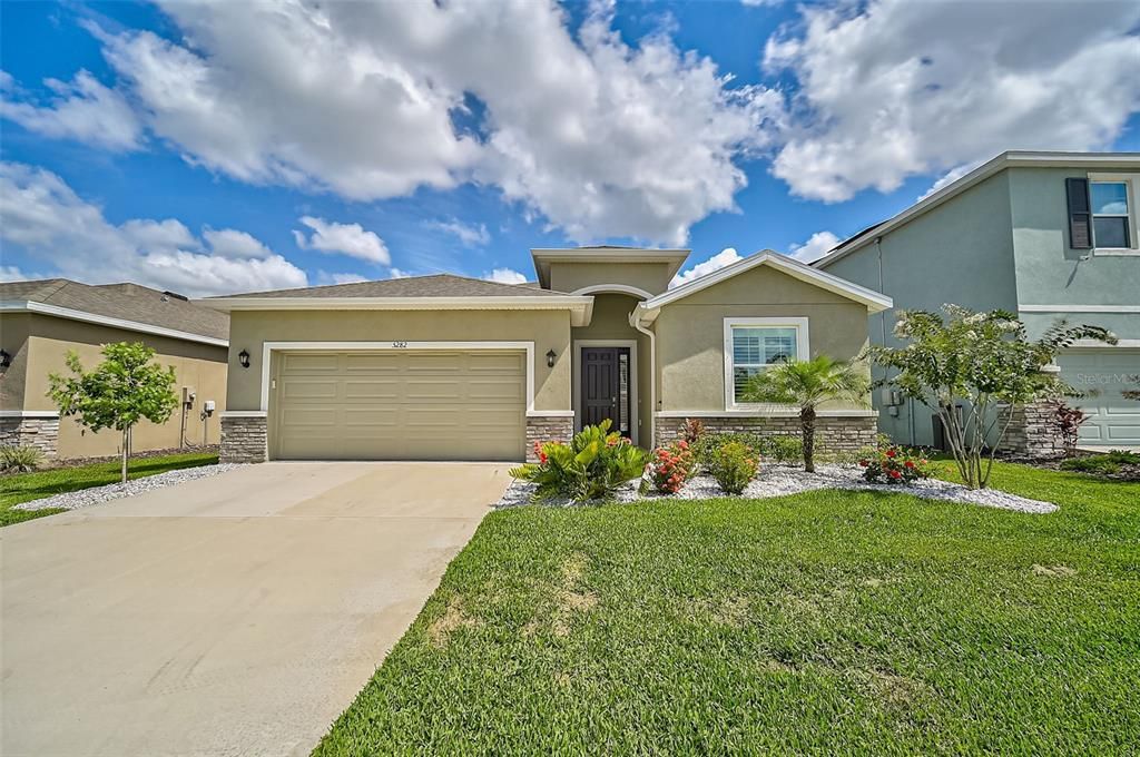 For Sale: $494,900 (4 beds, 2 baths, 2056 Square Feet)