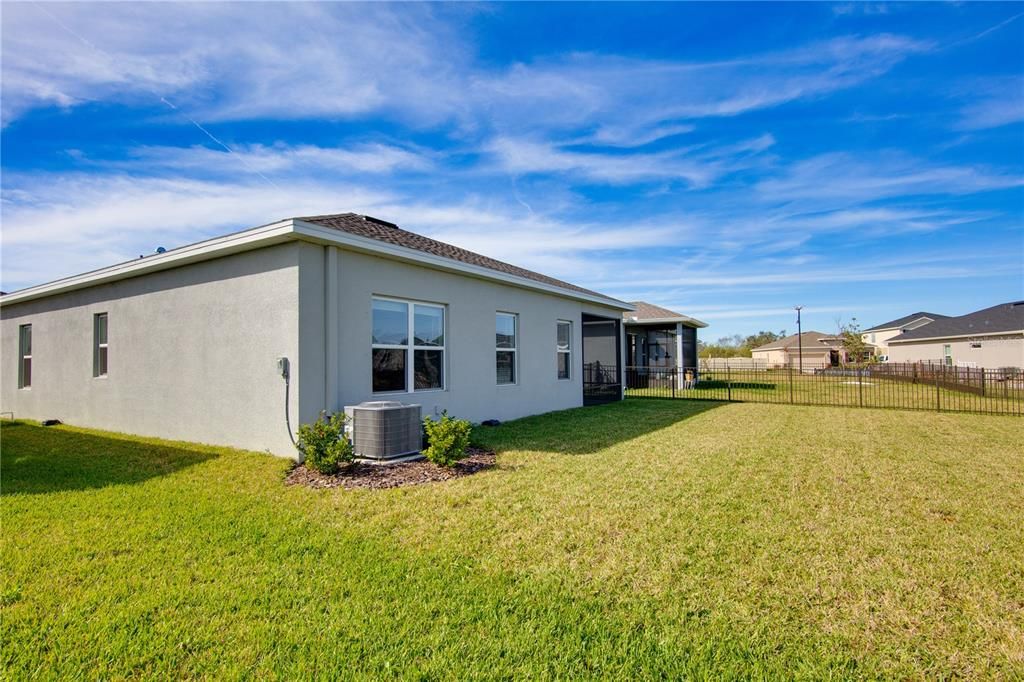 For Sale: $425,000 (3 beds, 2 baths, 2018 Square Feet)