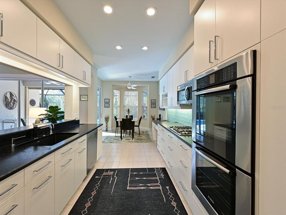 Dual Wall ovens are NOT typical in this floorplan