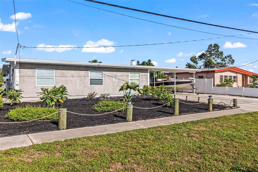 For Sale: $420,000 (3 beds, 2 baths, 1360 Square Feet)