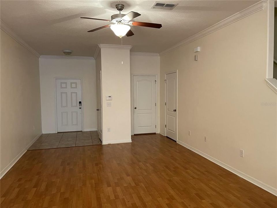 For Rent: $2,200 (3 beds, 2 baths, 1670 Square Feet)