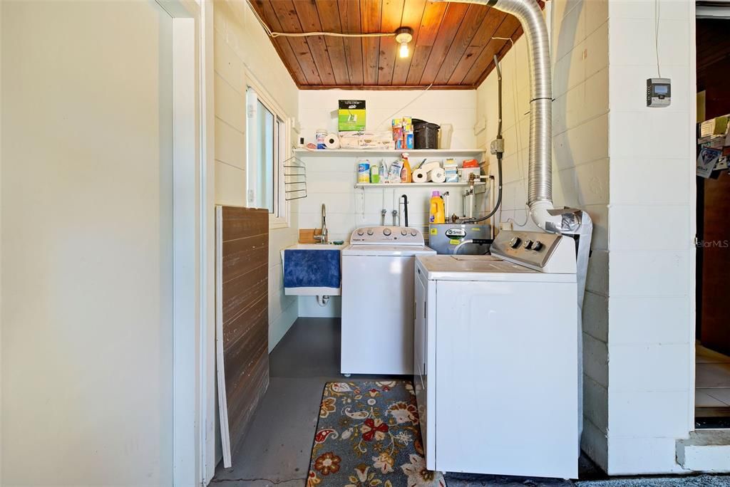 Laundry is tucked into the Garage nook.