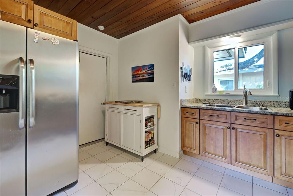 Ample kitchen space.