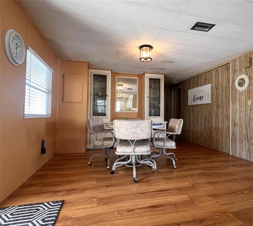 En Venta: $95,000 (2 camas, 2 baños, 1188 Pies cuadrados)