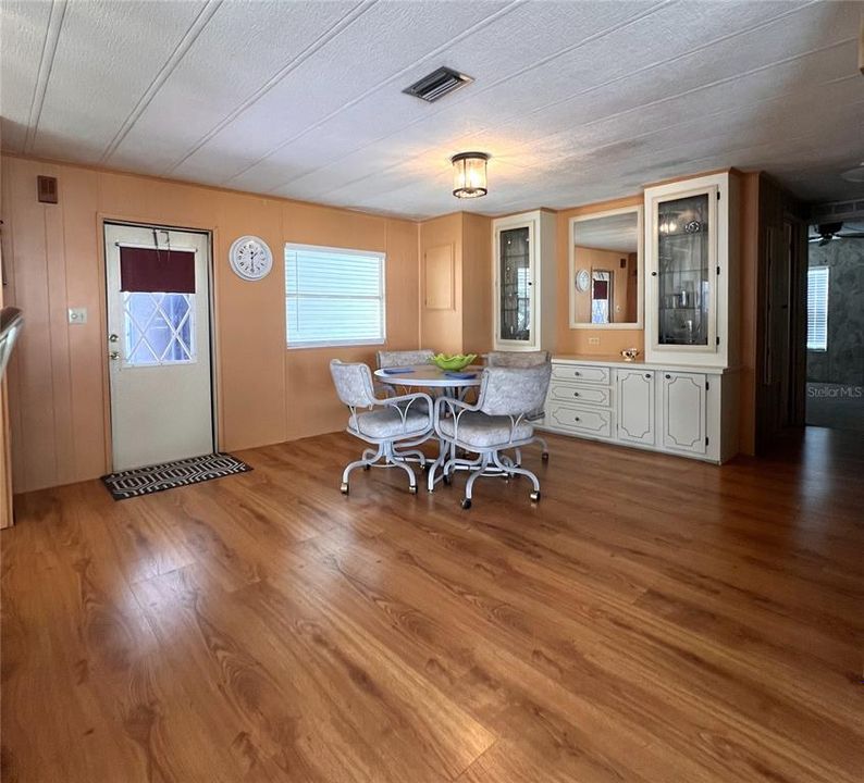 En Venta: $95,000 (2 camas, 2 baños, 1188 Pies cuadrados)