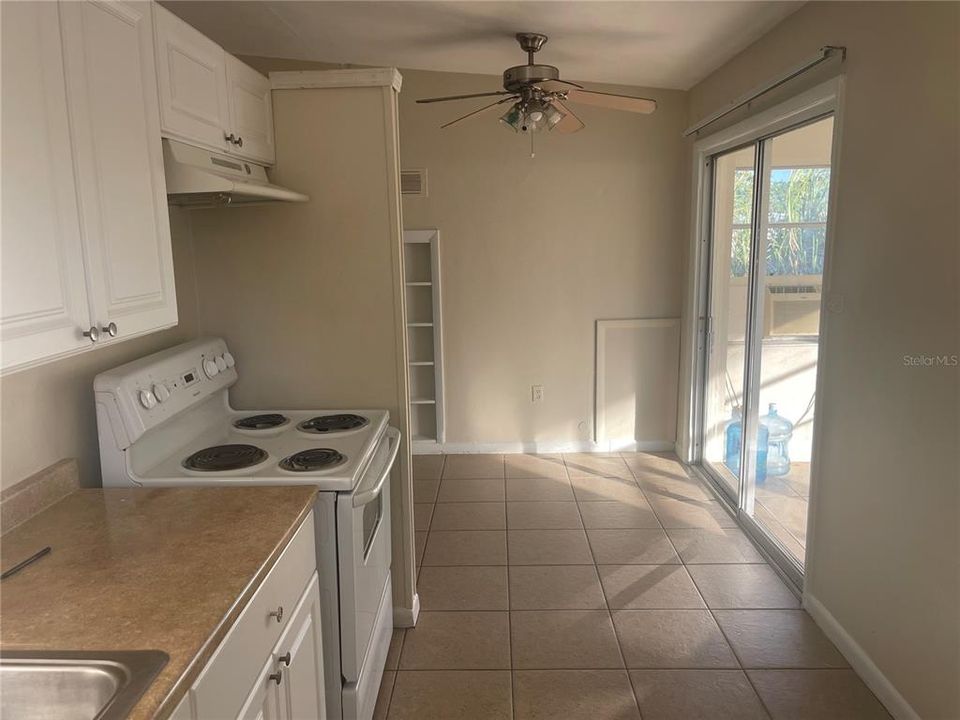 For Sale: $144,000 (2 beds, 1 baths, 768 Square Feet)