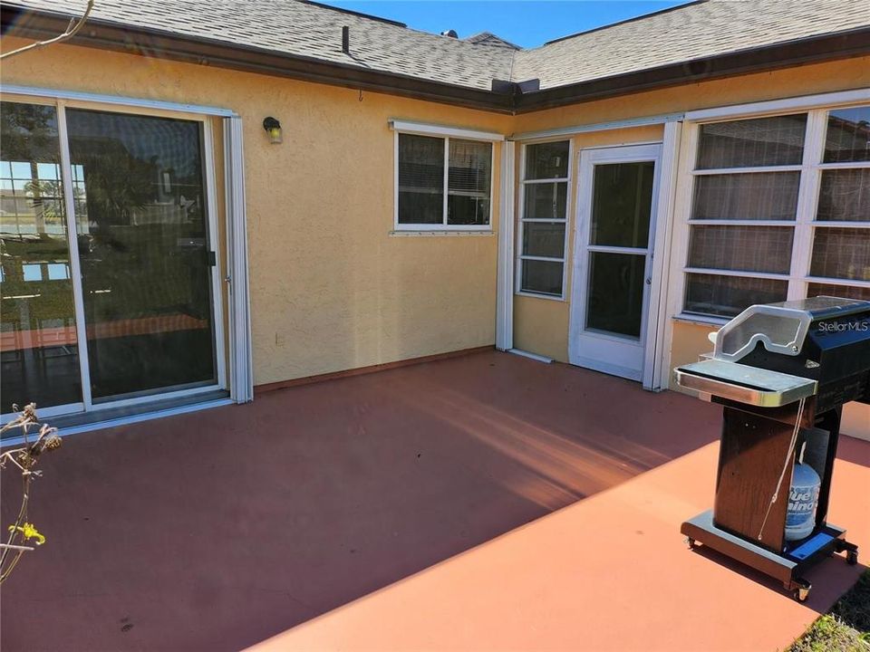 For Sale: $289,900 (3 beds, 2 baths, 1698 Square Feet)