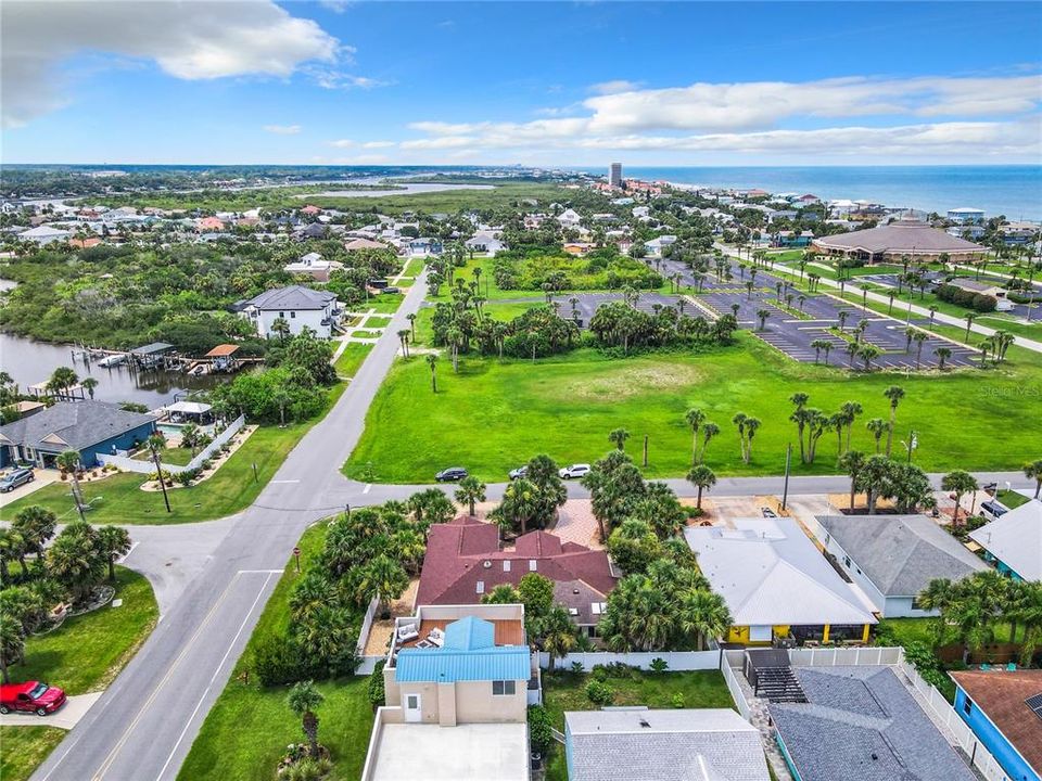 For Sale: $674,900 (3 beds, 2 baths, 2367 Square Feet)