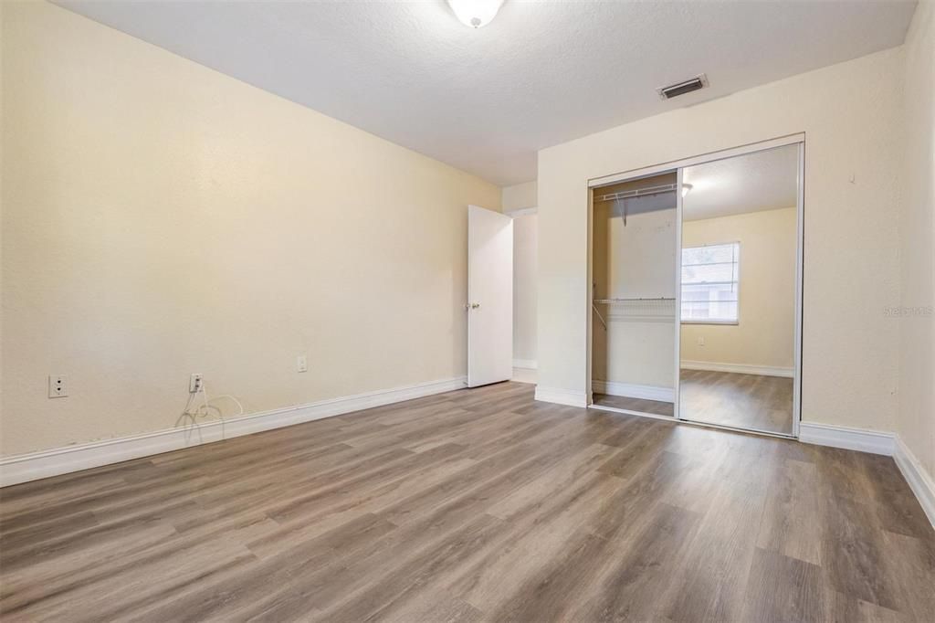 For Sale: $179,900 (1 beds, 1 baths, 644 Square Feet)