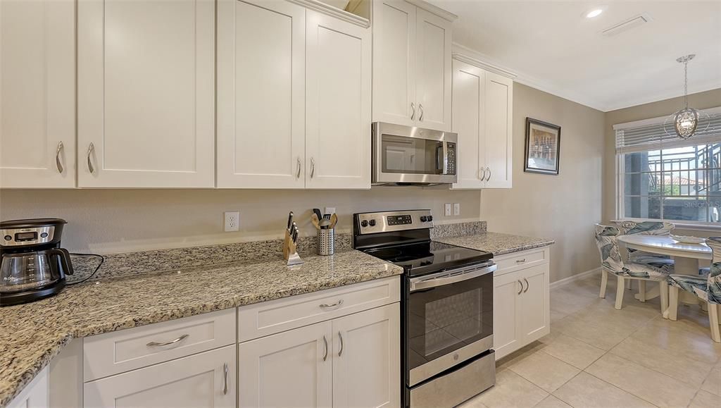 For Sale: $469,900 (2 beds, 2 baths, 1526 Square Feet)