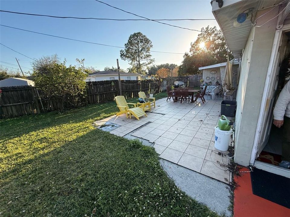 For Sale: $450,000 (3 beds, 2 baths, 1500 Square Feet)