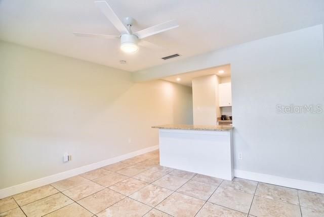 For Rent: $1,800 (1 beds, 1 baths, 500 Square Feet)