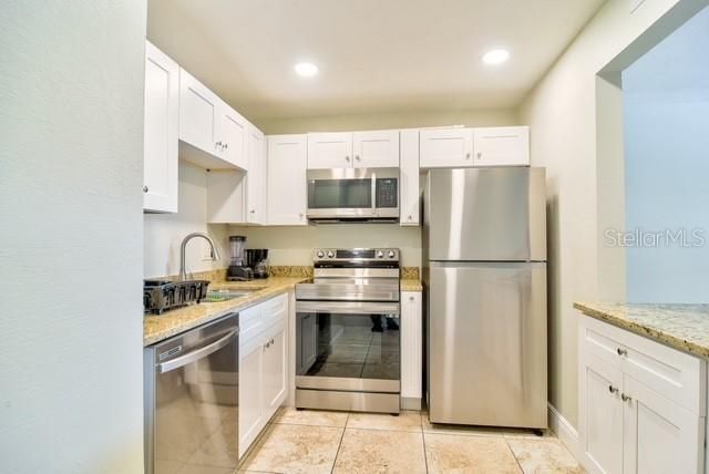 For Rent: $1,800 (1 beds, 1 baths, 500 Square Feet)