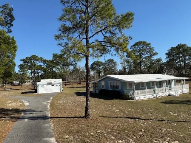 For Sale: $255,000 (3 beds, 2 baths, 1211 Square Feet)