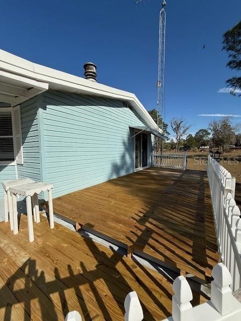 For Sale: $255,000 (3 beds, 2 baths, 1211 Square Feet)