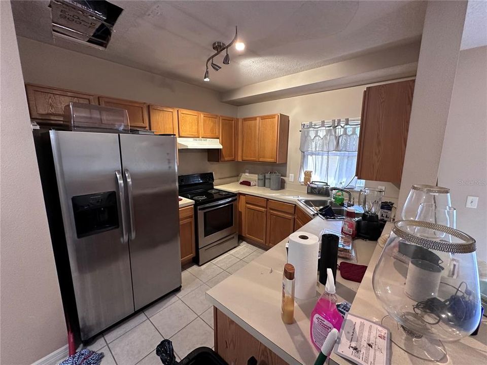 For Sale: $225,000 (2 beds, 2 baths, 1358 Square Feet)