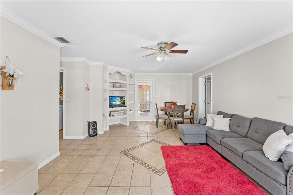 For Sale: $330,000 (4 beds, 2 baths, 1538 Square Feet)