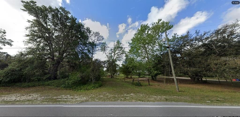 待售: $49,000 (1.36 acres)