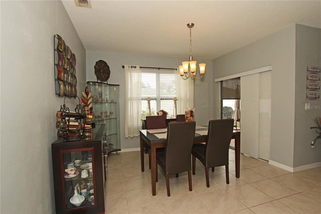 For Sale: $384,900 (3 beds, 2 baths, 1690 Square Feet)