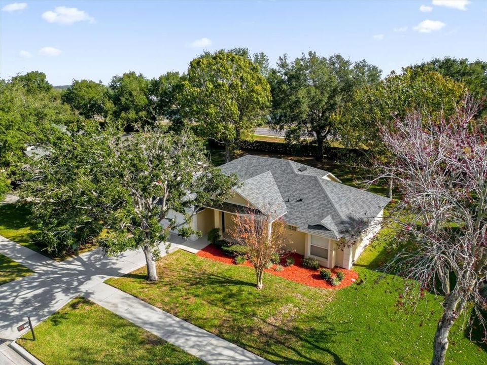 For Sale: $425,000 (3 beds, 2 baths, 1634 Square Feet)