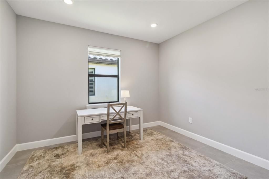 For Sale: $475,000 (2 beds, 2 baths, 1589 Square Feet)