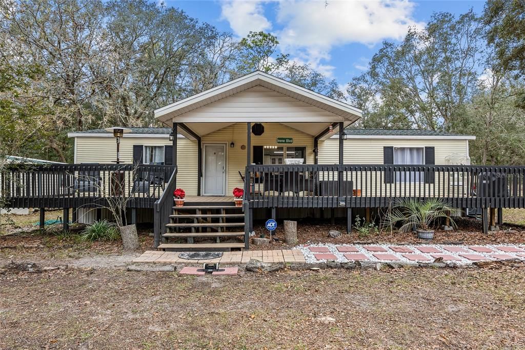 Recently Sold: $249,000 (3 beds, 2 baths, 1152 Square Feet)