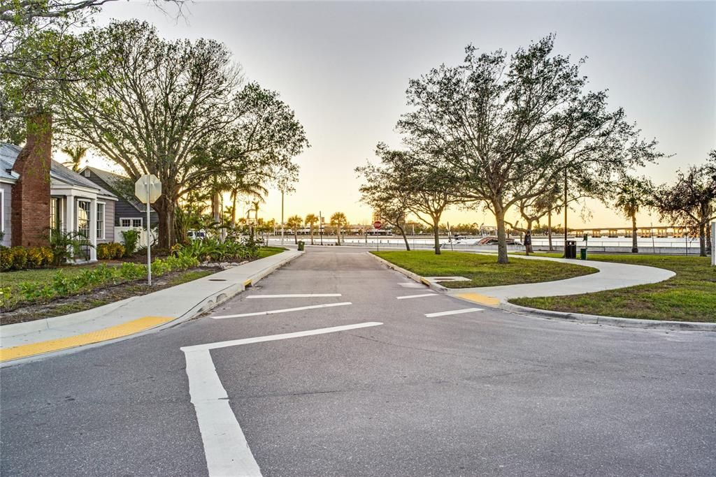 For Sale: $899,000 (3 beds, 2 baths, 1128 Square Feet)