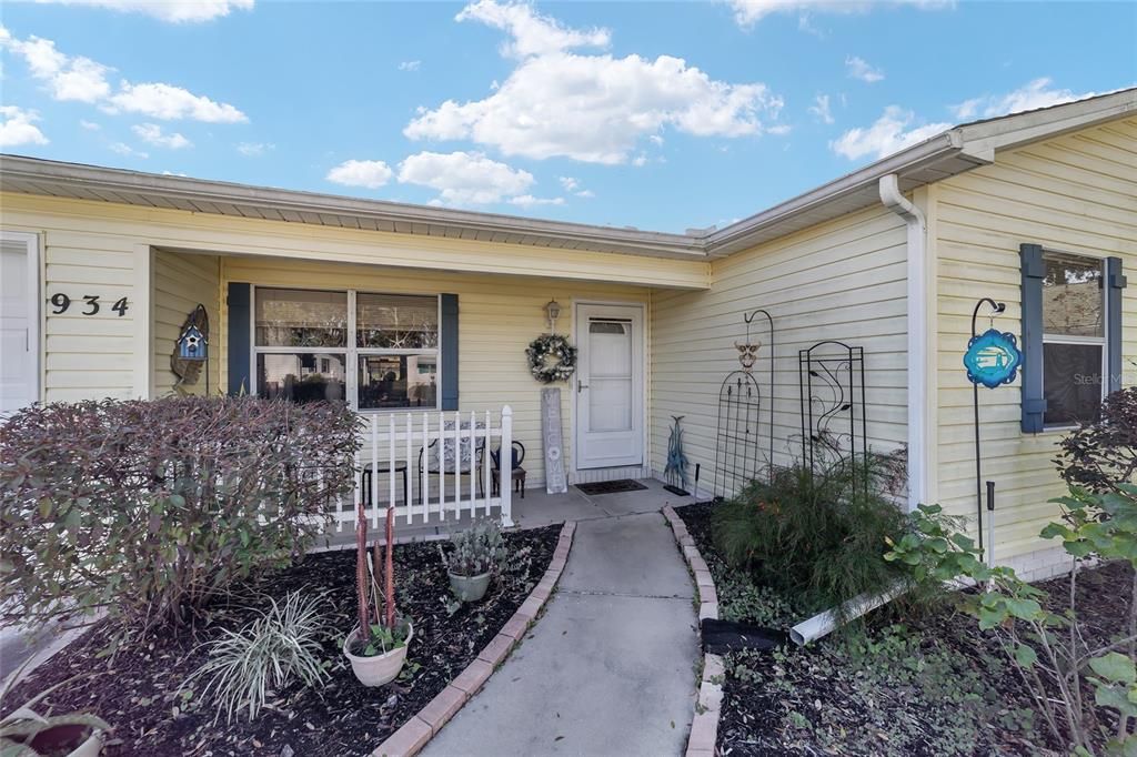 For Sale: $359,000 (3 beds, 2 baths, 1495 Square Feet)