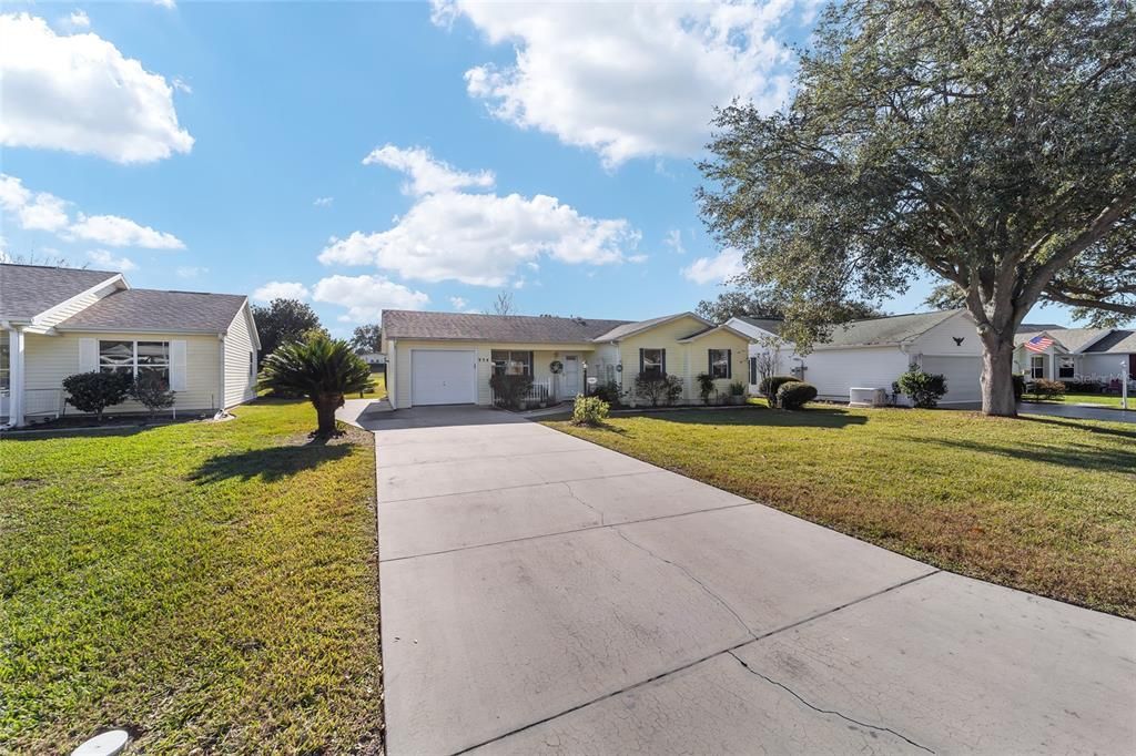 For Sale: $359,000 (3 beds, 2 baths, 1495 Square Feet)