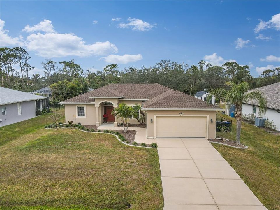 For Sale: $425,000 (3 beds, 2 baths, 1708 Square Feet)