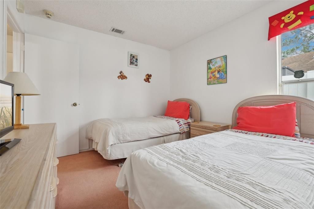 For Sale: $379,900 (3 beds, 2 baths, 1352 Square Feet)