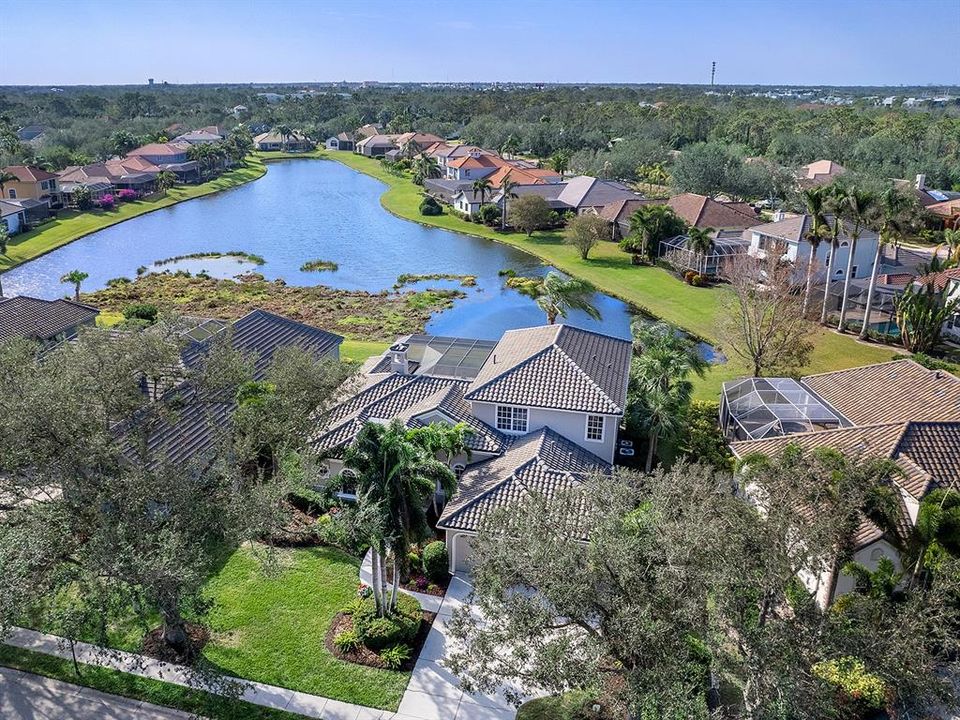 For Sale: $1,490,000 (4 beds, 3 baths, 3713 Square Feet)