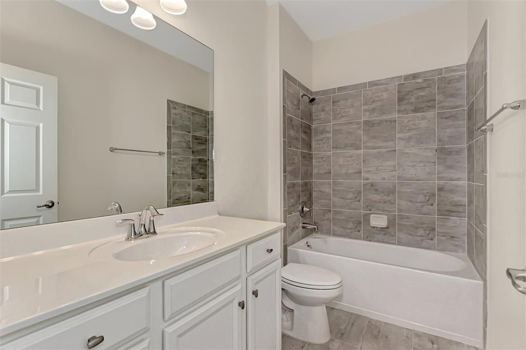 For Sale: $355,000 (2 beds, 2 baths, 1568 Square Feet)