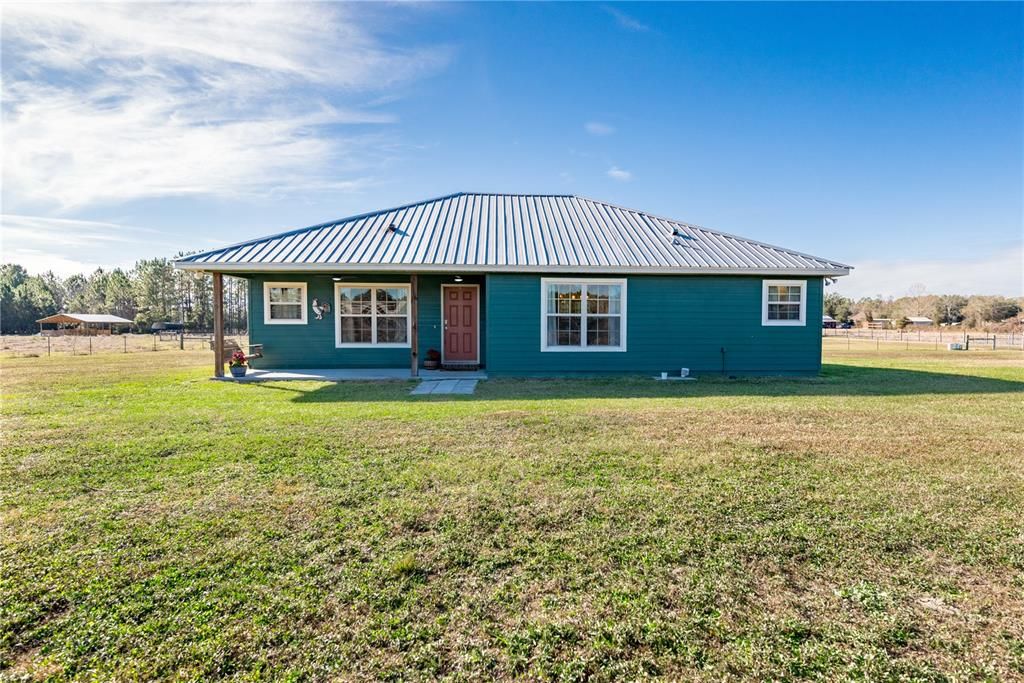 Vendido Recientemente: $399,000 (3 camas, 2 baños, 1244 Pies cuadrados)