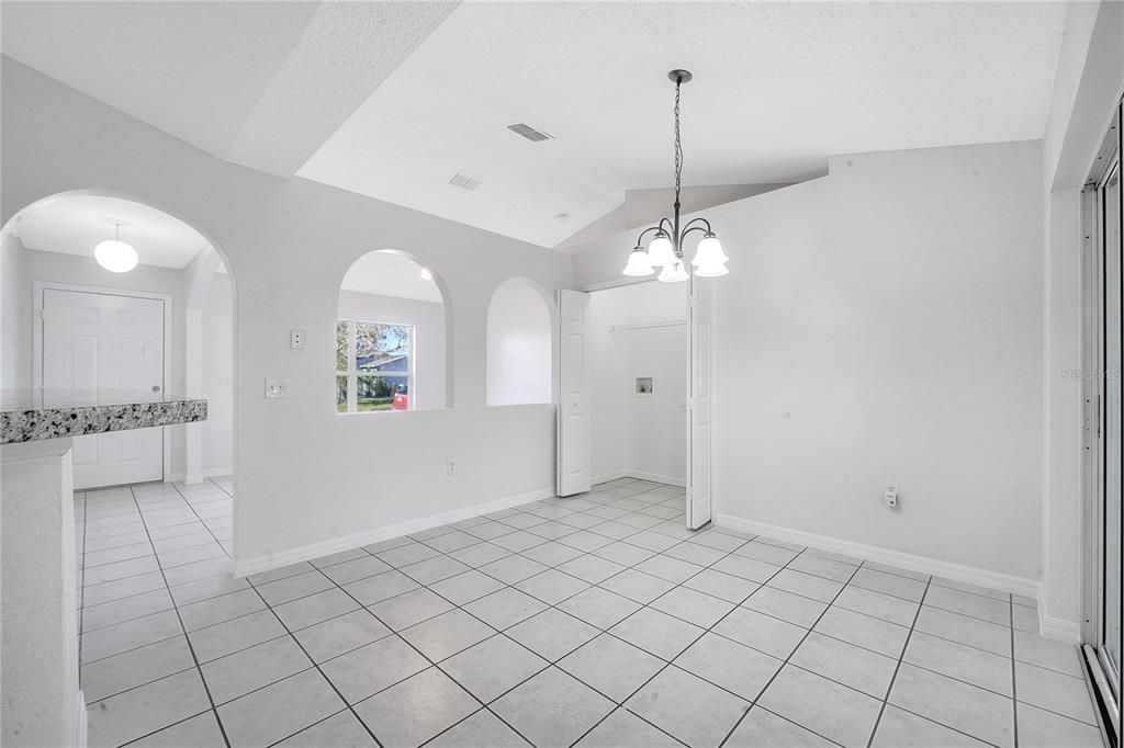 For Sale: $289,900 (3 beds, 2 baths, 1420 Square Feet)