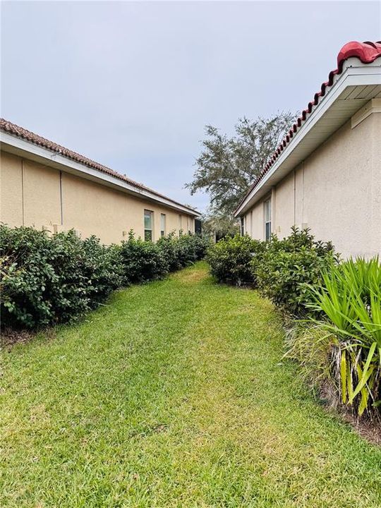 For Sale: $530,000 (3 beds, 2 baths, 1937 Square Feet)