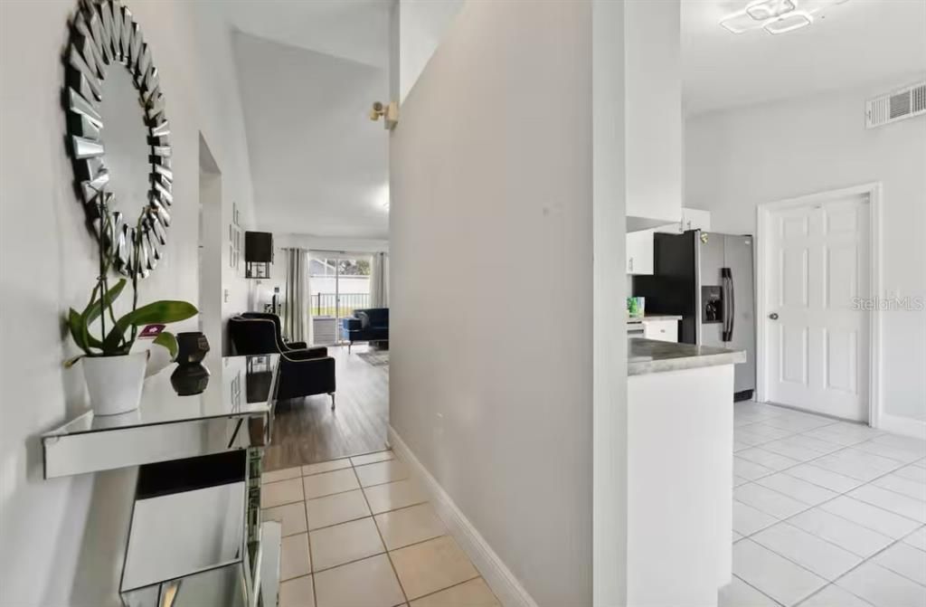 For Sale: $345,000 (3 beds, 2 baths, 1223 Square Feet)