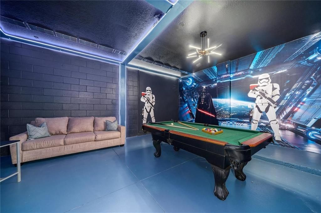 Gaming garage