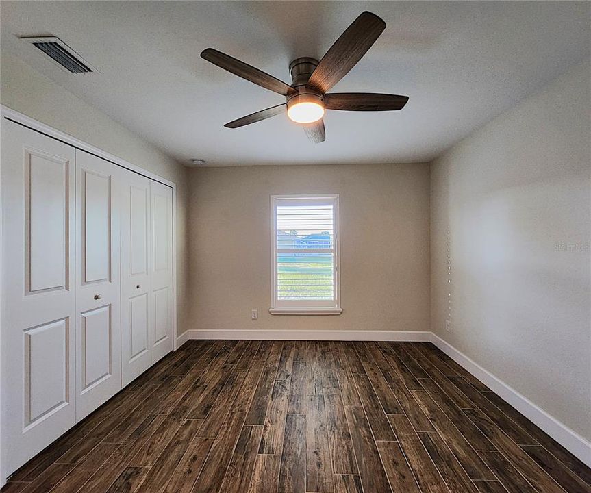 Guest bedroom 1