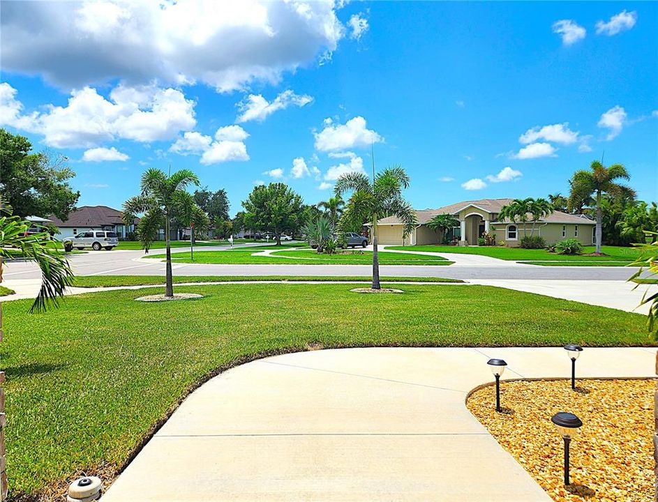 For Sale: $649,000 (3 beds, 2 baths, 1853 Square Feet)