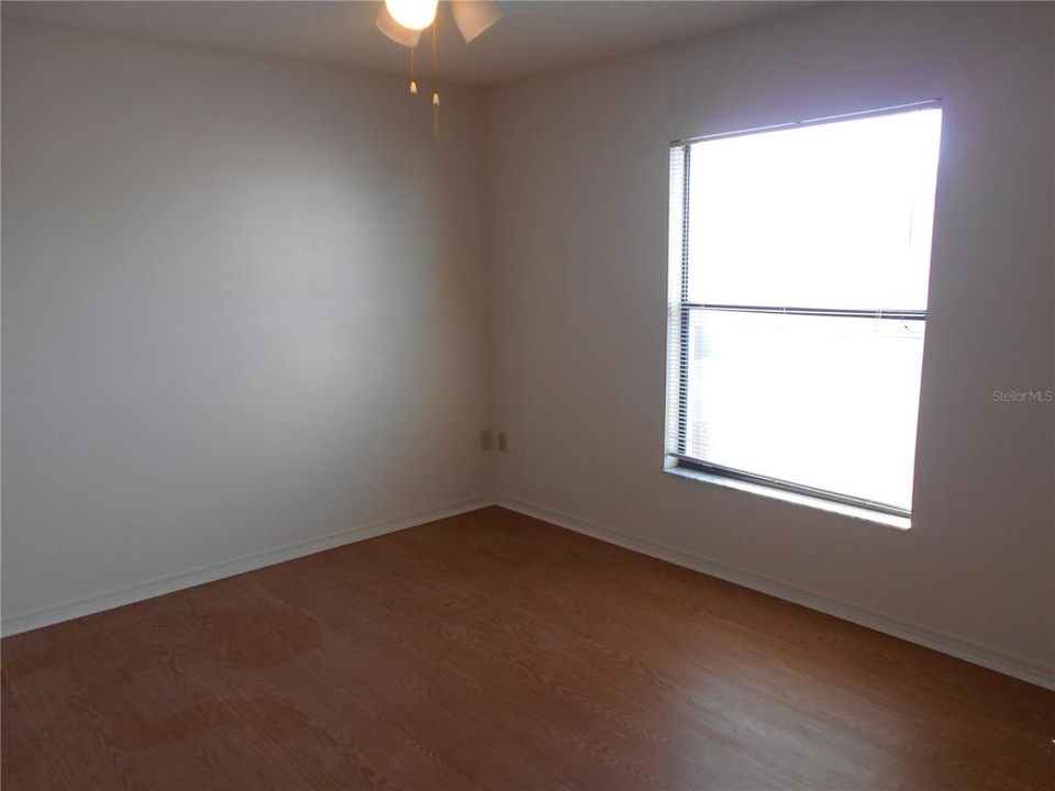 For Rent: $1,525 (2 beds, 1 baths, 1032 Square Feet)